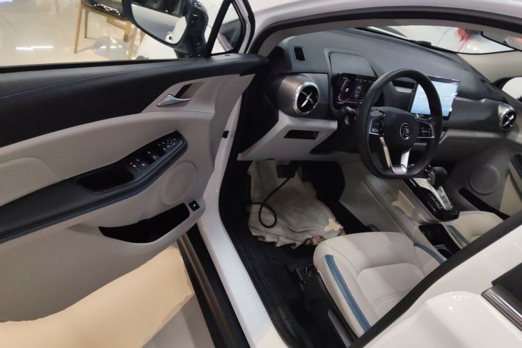 Used BYD Yuan Pro 2023 401 km Deluxe Version
