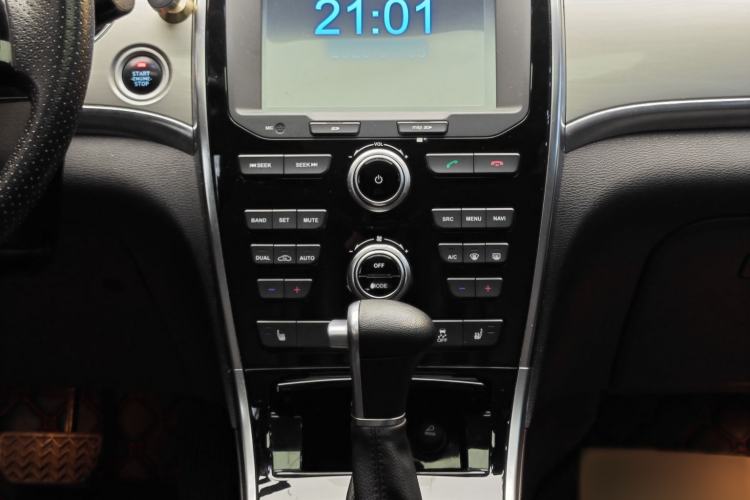 Used Haval H2 2016 Red-Label 1.5T Automatic Two-Wheel Drive Luxury Model
