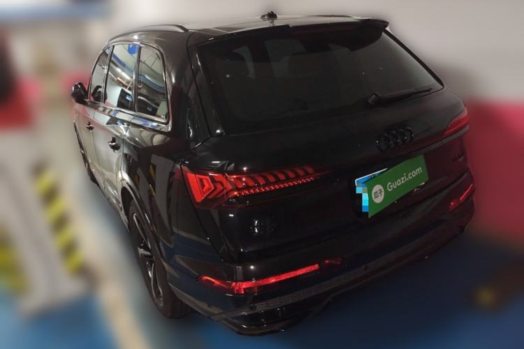 Used Audi Q7 2020 55 TFSI quattro Black Warrior Exclusive Edition Rear Left 45 Deg