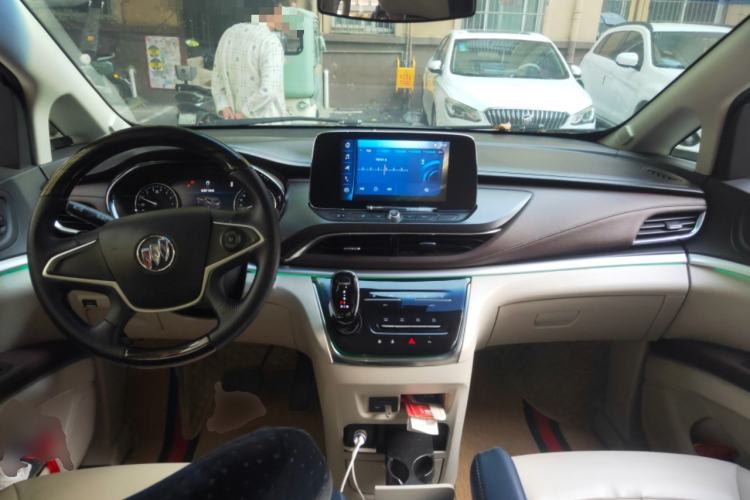 Used Buick GL8 2021 Land Cruiser Executive Class 652T Comfort Model
