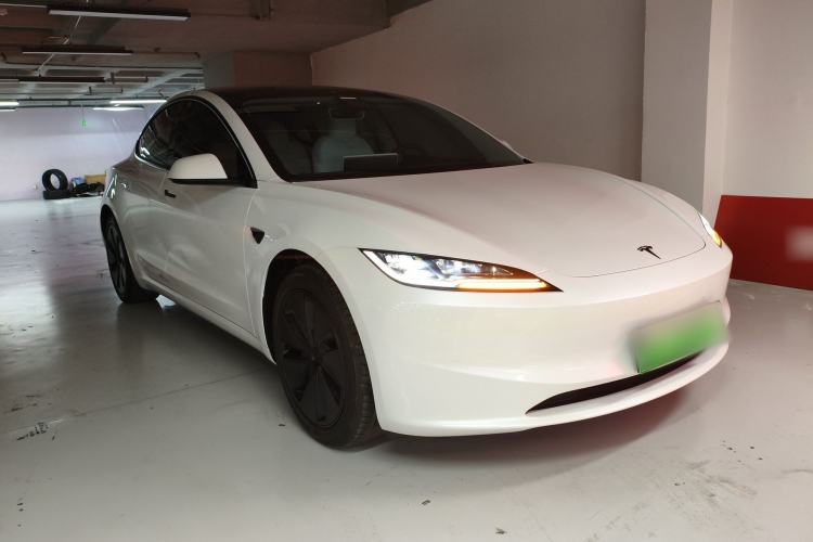 Used Tesla Model 3 2025 Rear-Wheel-Drive Version
