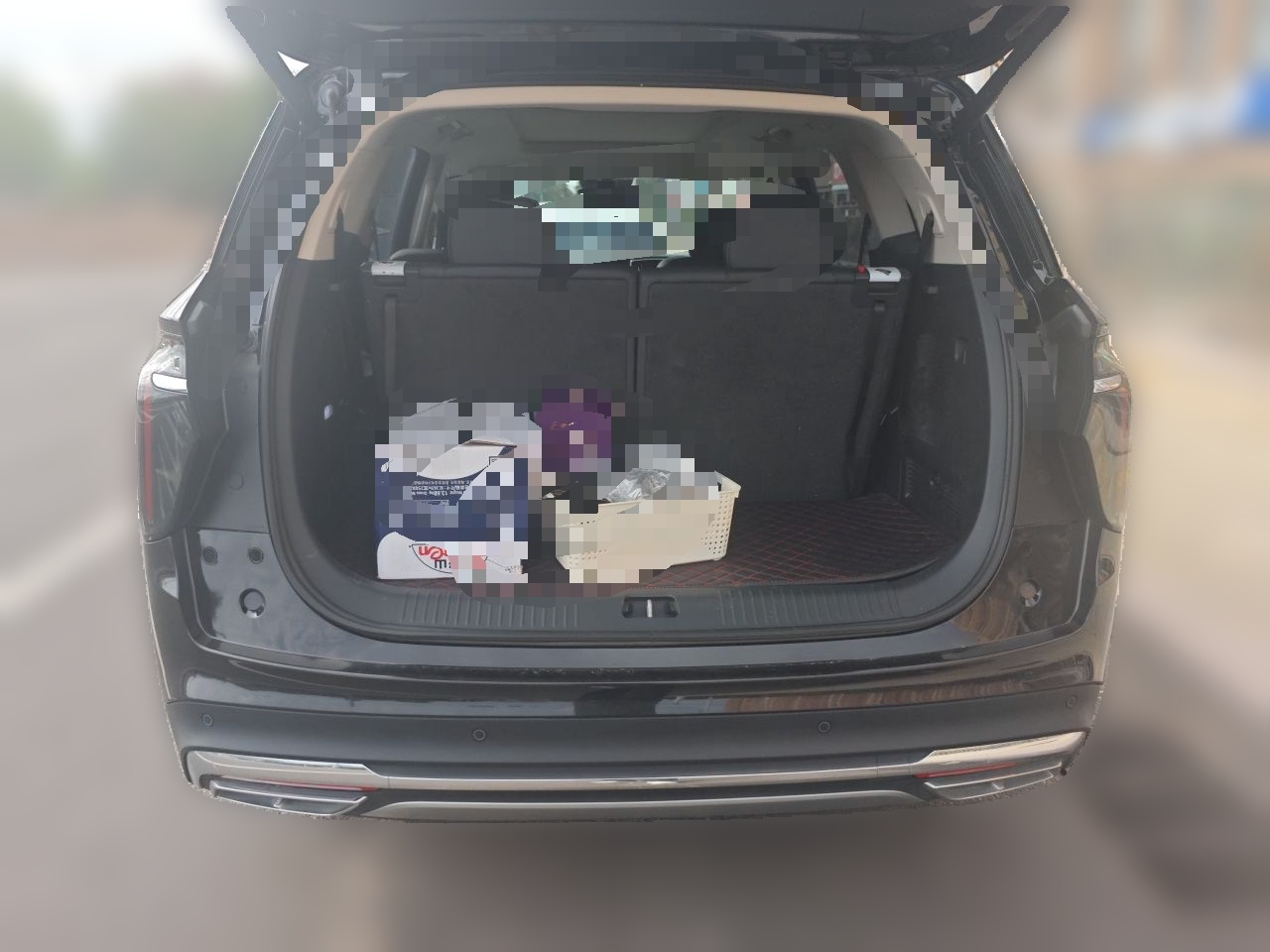 Hongqi HS7 PHEV 2024 2.0T PHEV Four-Wheel Drive Flagship Edition 6 Seats — снимка 19