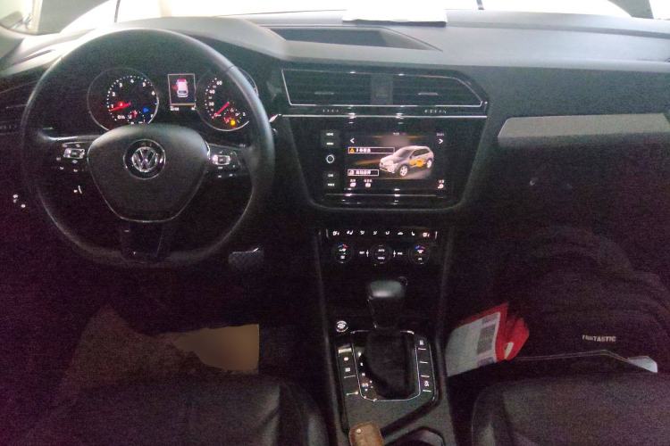 Used Volkswagen Tiguan L 2018 Facelift 330TSI Automatic Two-Wheel Drive Luxury Edition