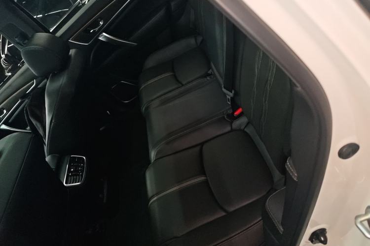 Used Honda UR-V 2020 370TURBO Two-Wheel Drive Luxury Edition
