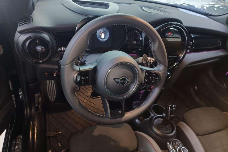 Used MINI JCW 2023 2.0T JOHN COOPER WORKS Pat Moss Commemorative Edition
