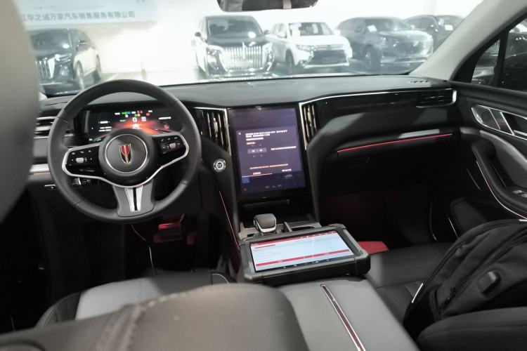 Used Hongqi HS7 PHEV 2024 2.0T PHEV Four-Wheel Drive Flagship Edition 6 Seats Center Console