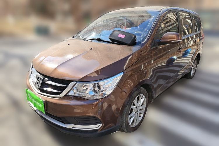 Used Baojun 730 2016 Revised Version 1.5L Manual Standard Model 5 Seats