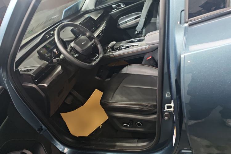 Used Oshan Z6 2023 Blue Whale 1.5T DCT Smart-Led City Edition
