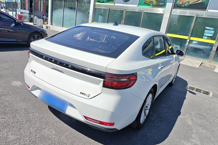 Used Baojun RC-5 2020 1.5T Manual Smart Luxury Edition Rear Right 45 Deg