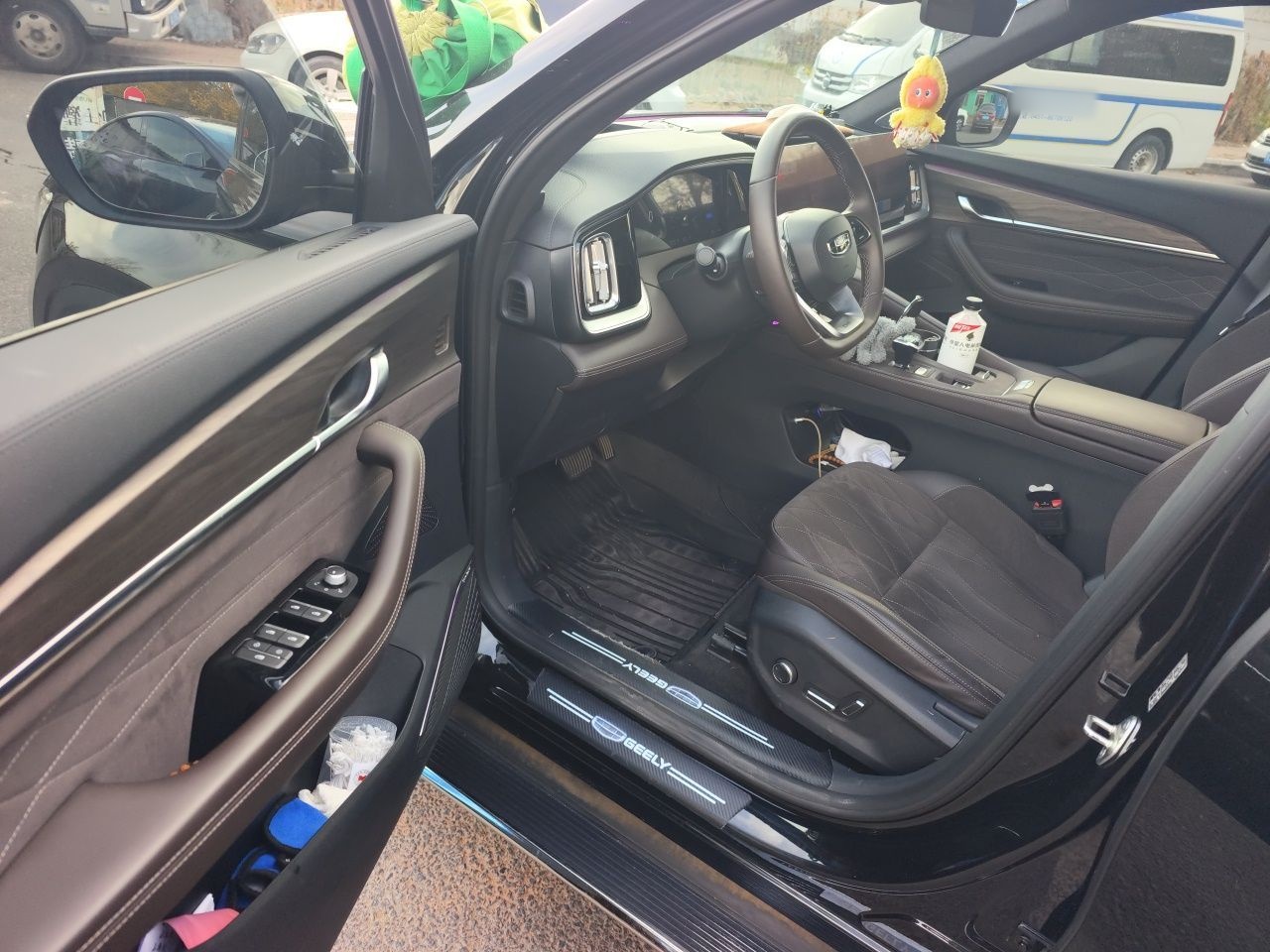 Geely Auto Monjaro L 2026 Model Oriental Yao 2.0TD Automatic Lanxing Edition — снимка 13