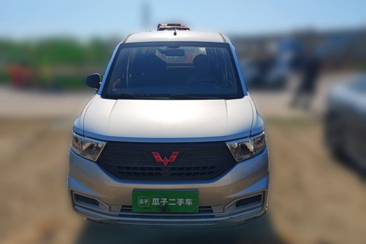 Used Wuling Hongguang V 2019 1.5L Jingqu Version China VI LAR Front
