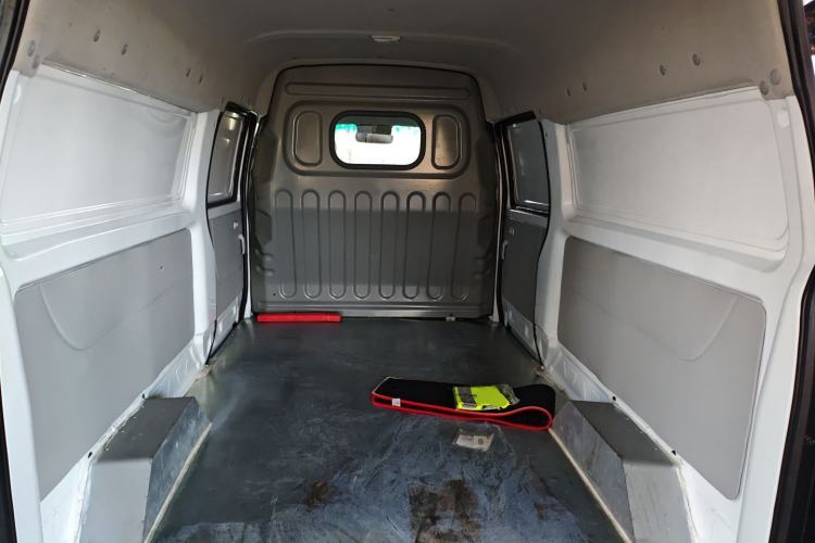 Used Jinbei New Hiace S 2023 1.5L Wealth Edition Van 2/5-Seater Non-Air-Conditioned Version SWC15M
