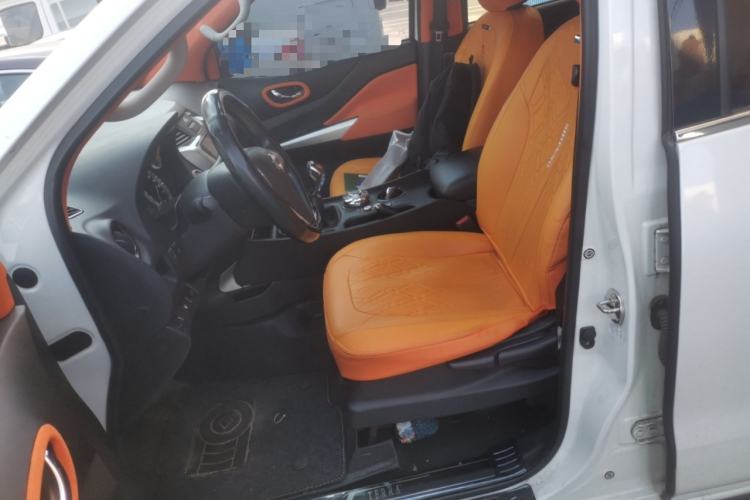 Used Nissan Terra 2020 2.5L XE Manual Two-Wheel-Drive Elite Edition