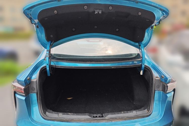 Used JMEV GSE 2022 Standard Range Youth Edition