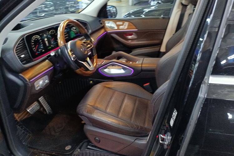 Used Mercedes-Benz GLS 2023 Second Facelift GLS 450 4MATIC Luxury Edition
