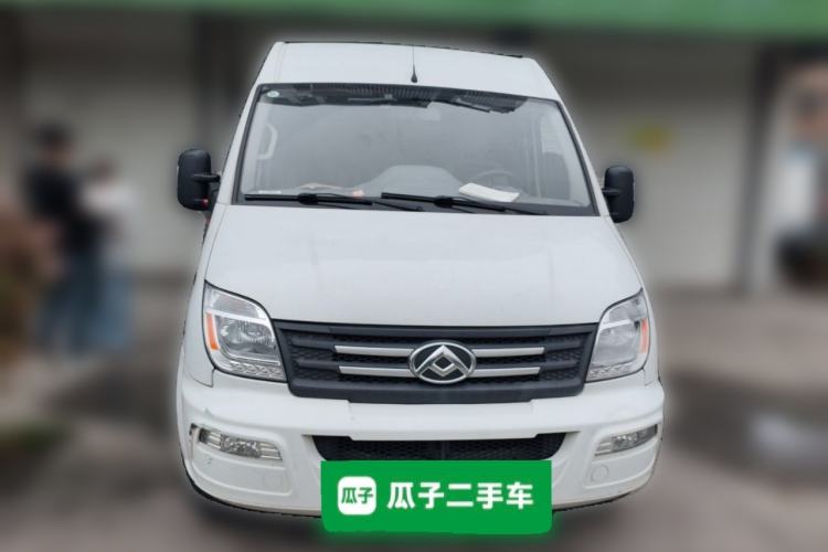 Used SAIC MAXUS Xintu V80  Front