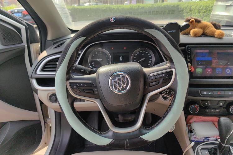 Used Buick GT 2018 15T Dual-Clutch Elite Model China V Standard Steering Wheel