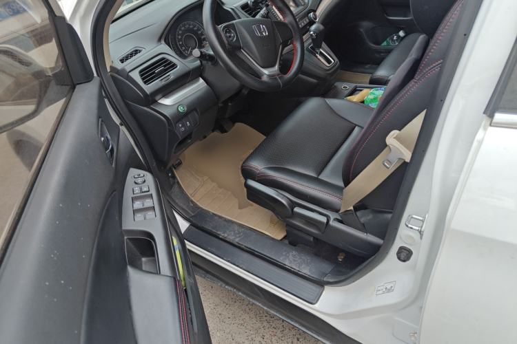 Used Honda CR-V 2016 2.0L Two-Wheel Drive Classic Edition
