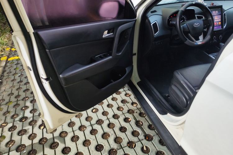 Used Hyundai ix25 2015 1.6L Automatic Two-Wheel Drive Smart GLS Trim
