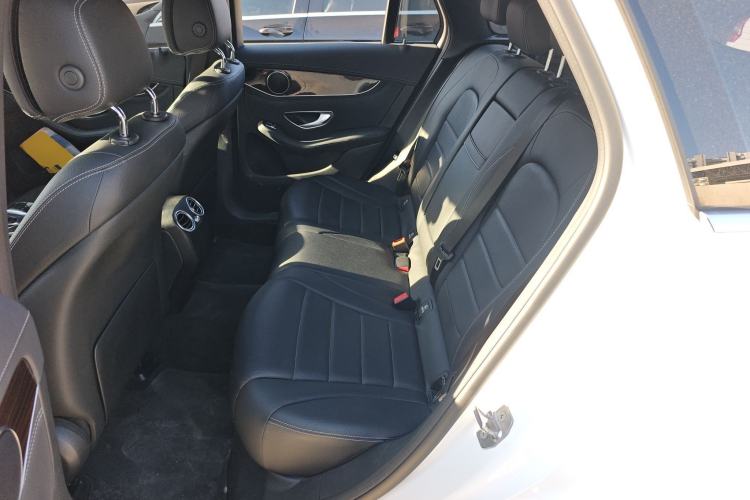 Used Mercedes-Benz GLC 2017 GLC 260 4MATIC Luxury Model