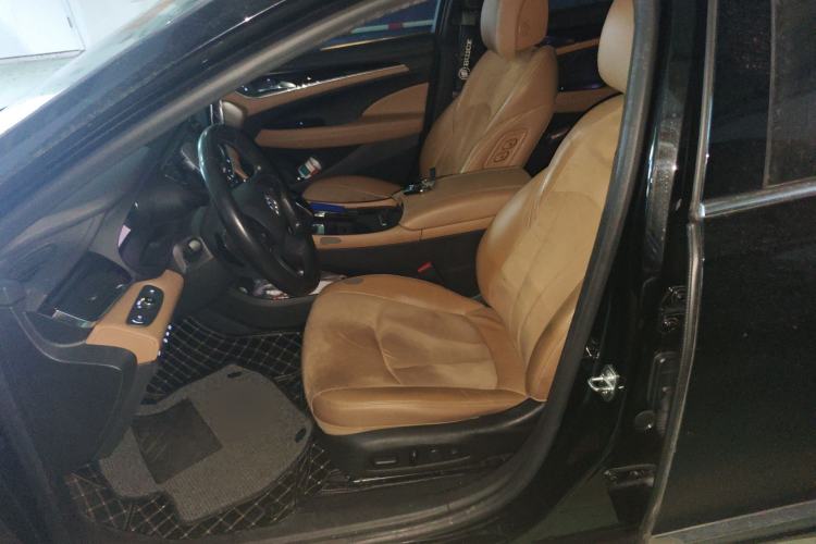 Used Buick LaCrosse 2018 28T Luxury Model Left Front Seat