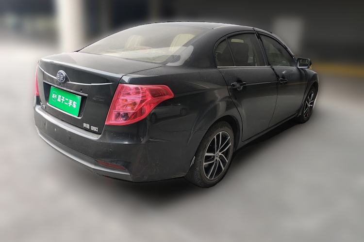 Used Bestune B50 2013 1.6L manual Comfort trim level Rear Right 45 Deg