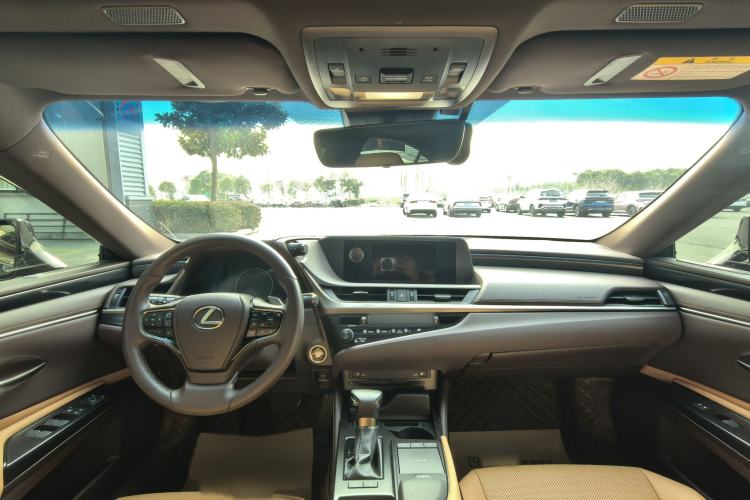 Used Lexus ES 2020 200 Excellence Edition