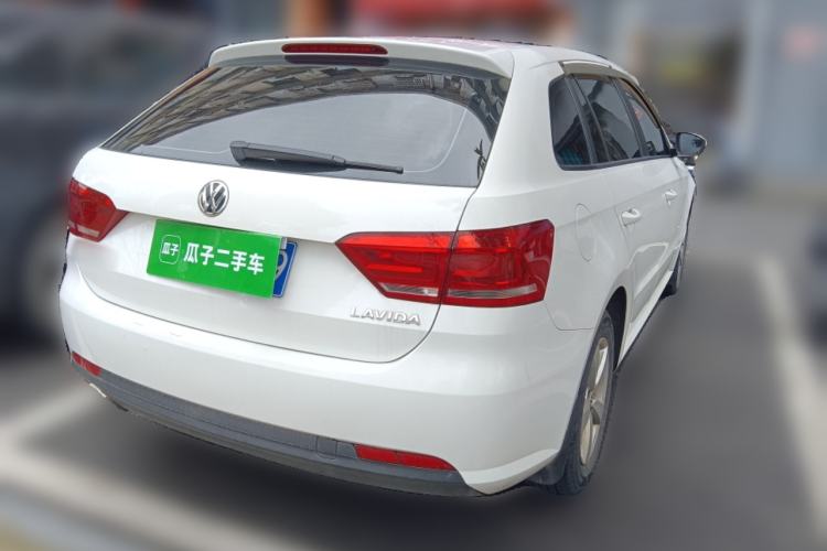 Used Volkswagen Gran Lavida 2013 1.6L Automatic Fashion Model Rear Right 45 Deg