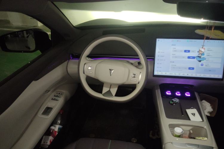 Used Deepal L07 2025 530 Ultra DeepBlue Intelligent Driving AD PRO Pure-Electric Version
