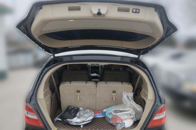 Used Mercedes-Benz R-Class 2010 R 350 L 4MATIC