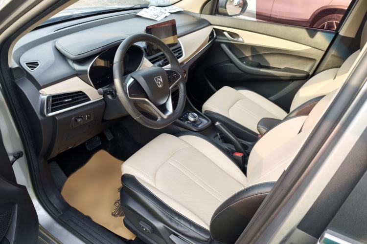 Used Baojun 360 2019 1.5L Automatic Luxury Edition China VI Interior 3