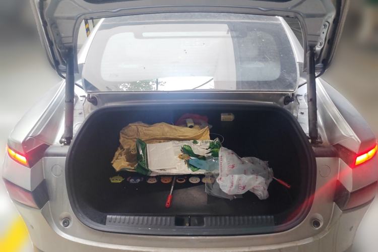 Used XPeng P7 2023 P7i 702 Pro Trunk