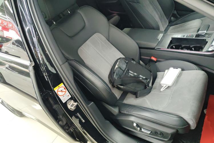 Used Audi A6L 2023 Revised 40 TFSI Luxury Dynamic Edition
