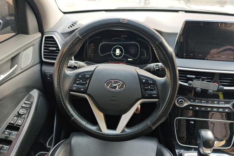 Used Hyundai Tucson 2020 280TGDi Two-Wheel-Drive GLS Smart Connectivity Version China VI Standard
