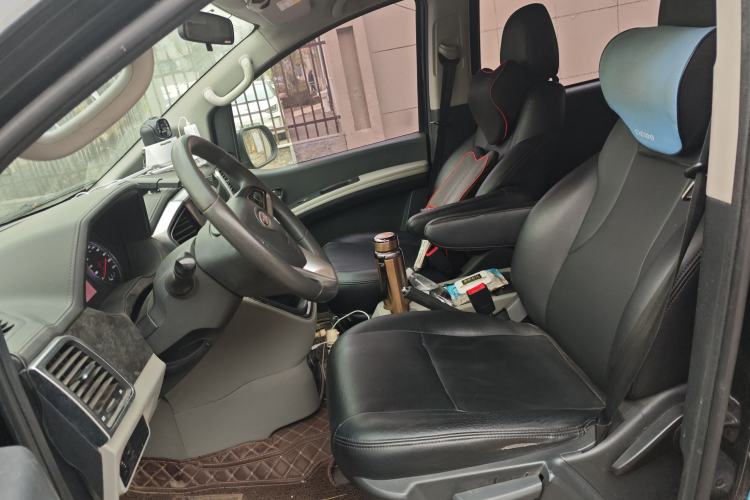 Used JAC Refine M4 2016 2.0L Manual Luxury Version