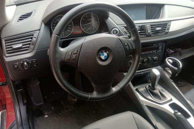 Used BMW X1 2012 sDrive18i Fashion Model Steering Wheel
