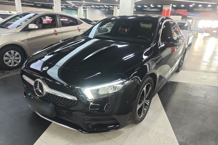 Used Mercedes-Benz A-Class 2022 Second Facelift A 200 L Sport Sedan Fashion Version