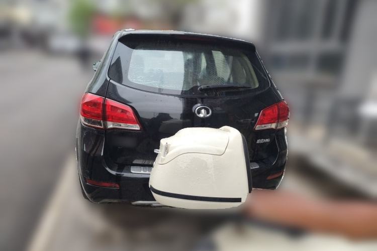 Used Haval H6 2011 2.0L Manual Two-Wheel-Drive Prestige Version
