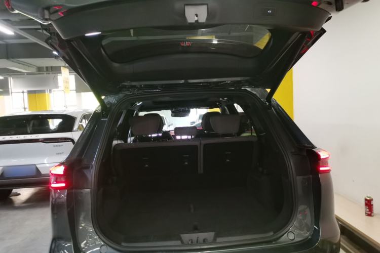 Used Chery Fengyun T8 2025 1.5T 130km Deluxe Version 5 Seats Trunk