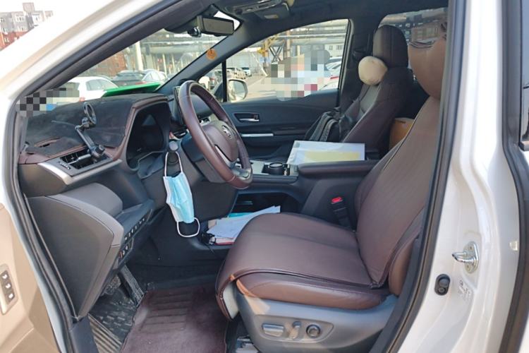 Used Toyota SIENNA 2021 2.5L Hybrid Platinum Edition