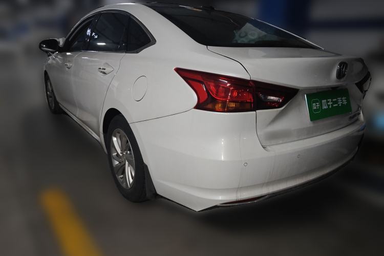 Used CHANGAN Raeton CC 2018 1.5T Automatic Elegant Starry Edition China V Standard Rear Left 45 Deg