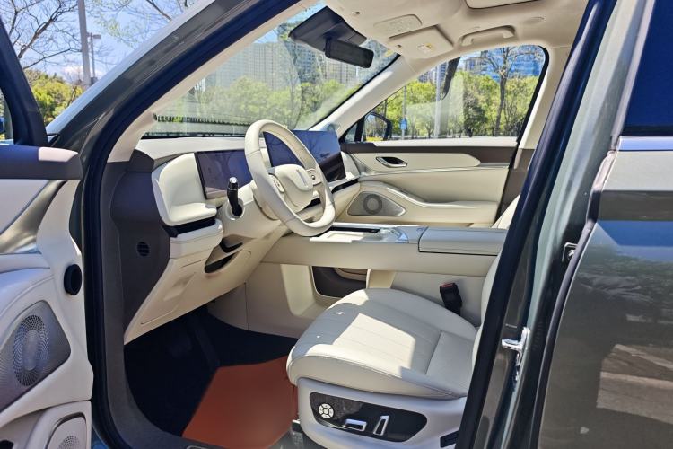 Used Wey Lanshan 2025 Four-Wheel Drive Max Interior 1