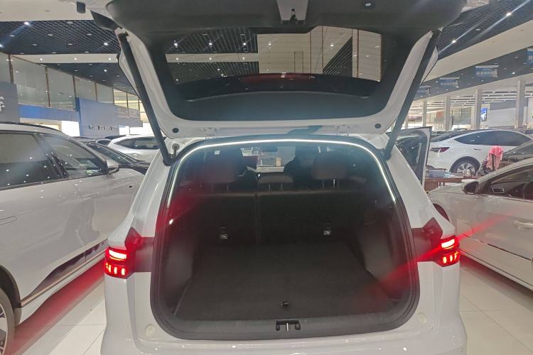 Used Geely Auto Monjaro L 2024 2.0TD High-Power Automatic Two-Wheel Drive Yunqi Version
