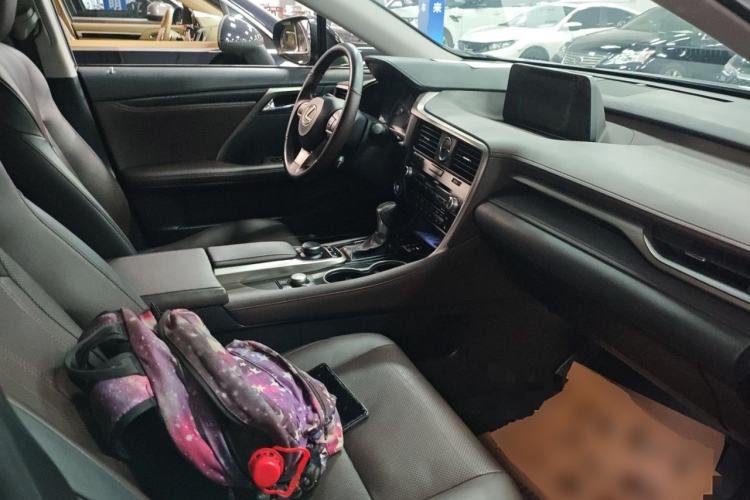 Used Lexus RX 2016 300 4x4 Elegant Edition China V-standard Right Front Seat