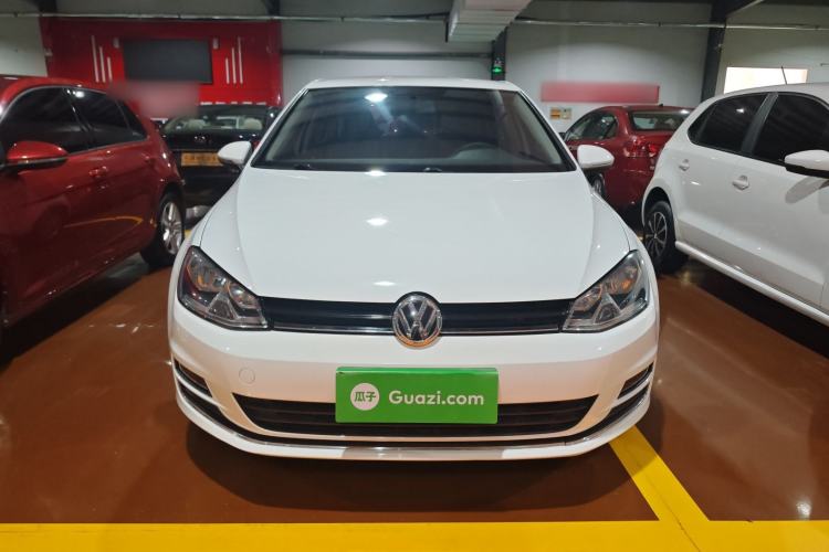 Used Volkswagen Golf 2016 1.6L Automatic Fashion Model