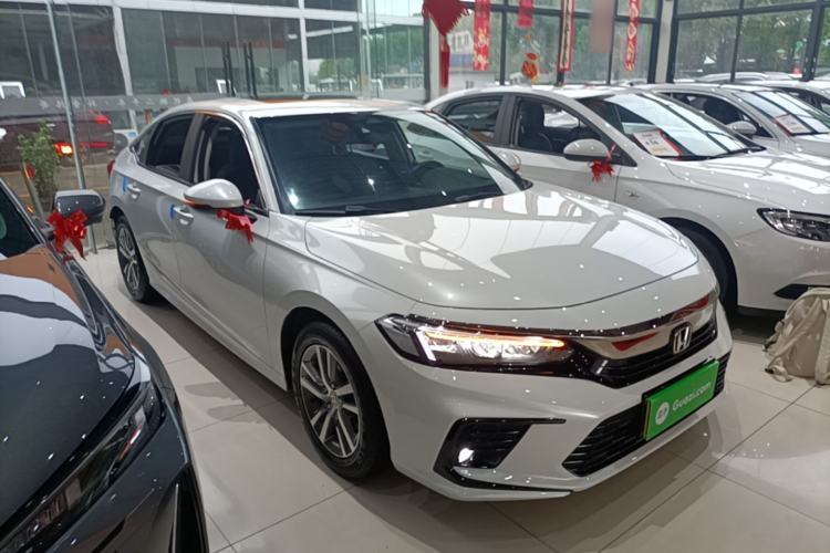 Used Honda Civic 2023 240TURBO CVT Dynamic · Center Stage Special Edition
