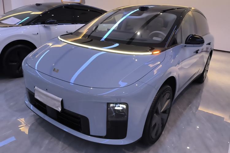 Used Li Auto i8 2025 Model Standard Version