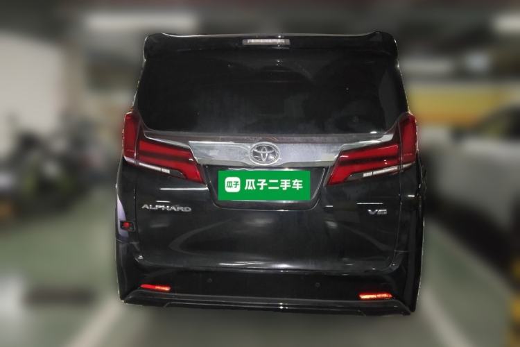 Used Toyota Alphard 2018 Revised Version 3.5L Luxury Edition Rear
