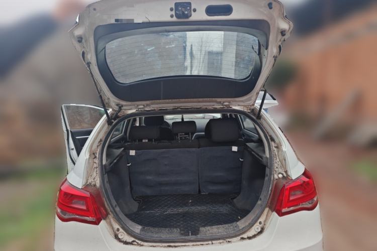 Used Geely Auto Emgrand 2016 Hatchback RS 1.5L Manual - Upward Edition