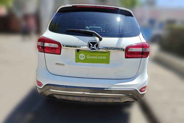 Used JMC Yusheng S350 2013 2.4T Automatic 2WD Diesel Luxury Edition 5 Seats Rear